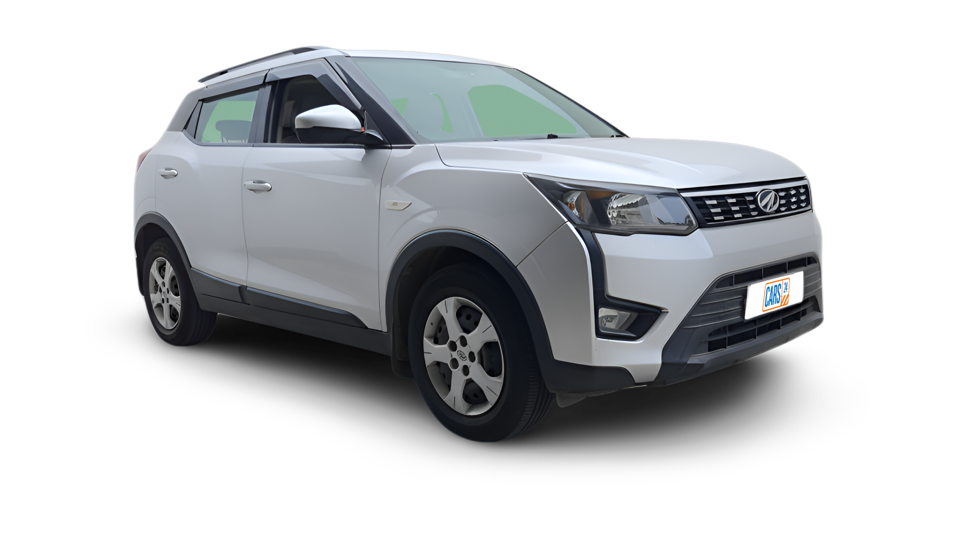 Mahindra XUV300-img